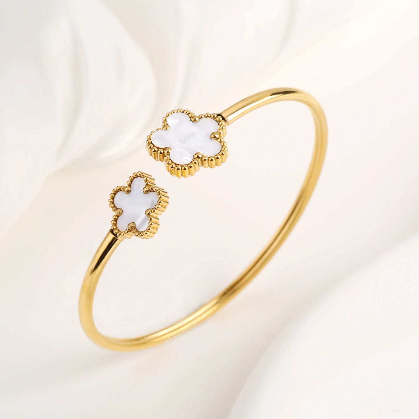 Pulseira Estrala Pand Position 2