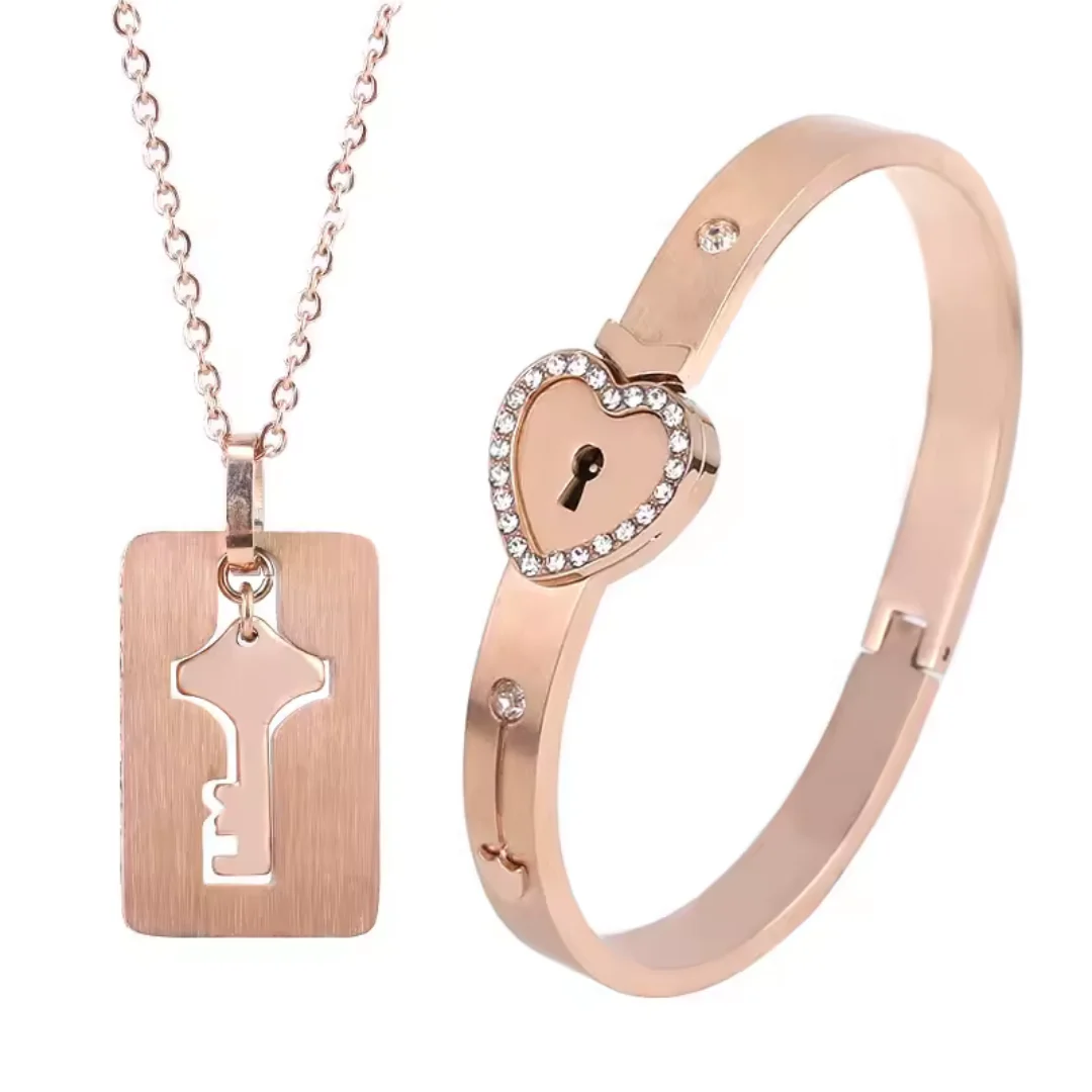 Conjunto Colar & Pulseira Chave do Amor: Dois Corações Unidos