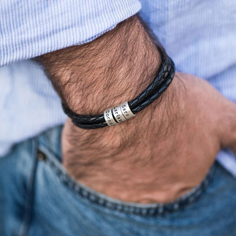 Pulseira de Couro com Nomes™ Personalizados – Presente Especial para os Papais