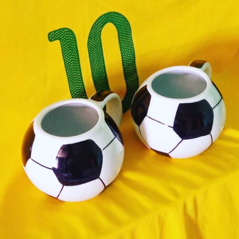 Caneca Bola de Futebol Copa do Mundo 300ml de Porcelana